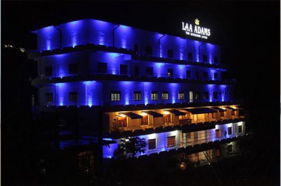 Laa Adams - The Luxurious Living Hotel Hatton Buitenkant foto