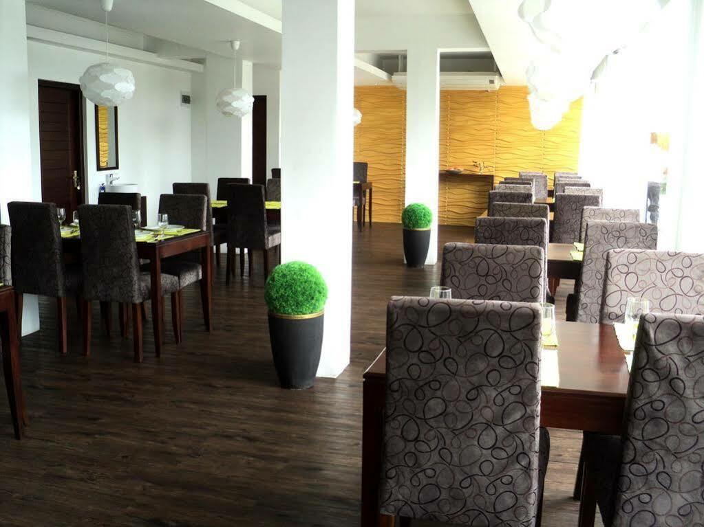 Laa Adams - The Luxurious Living Hotel Hatton Buitenkant foto