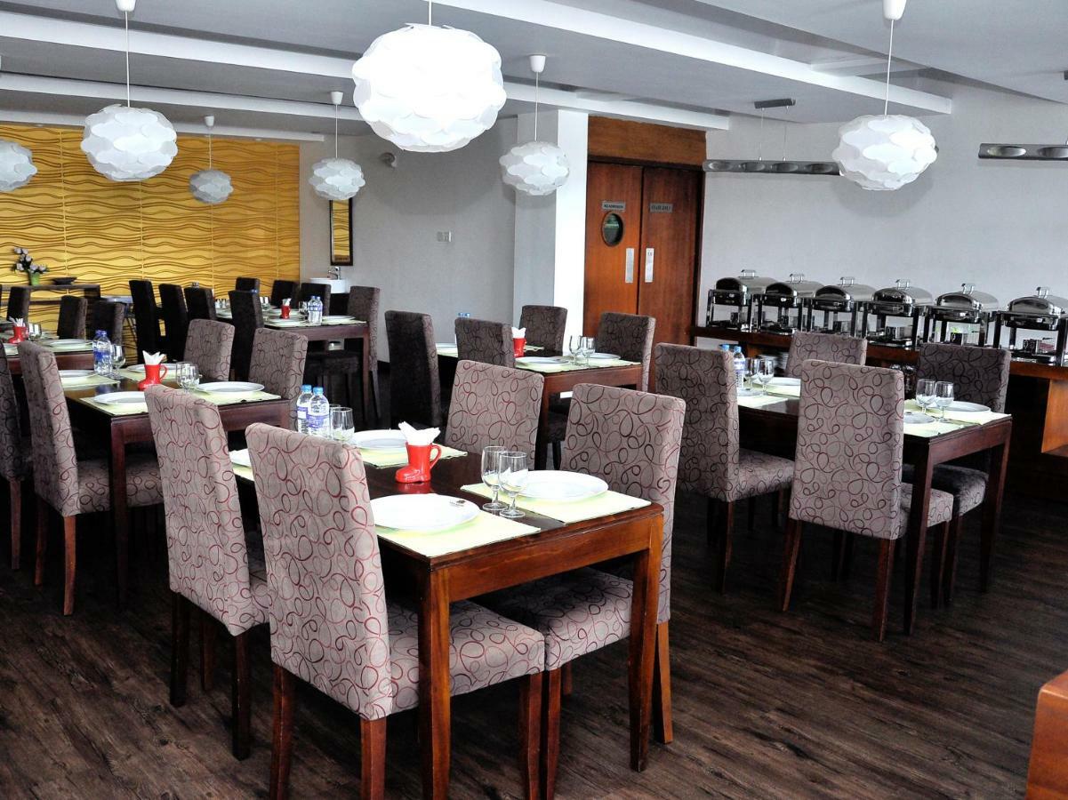 Laa Adams - The Luxurious Living Hotel Hatton Buitenkant foto